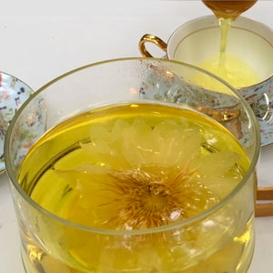 Αιθέριο λουλούδι Lotus